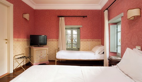 Habitación cuádruple familiar, varias camas