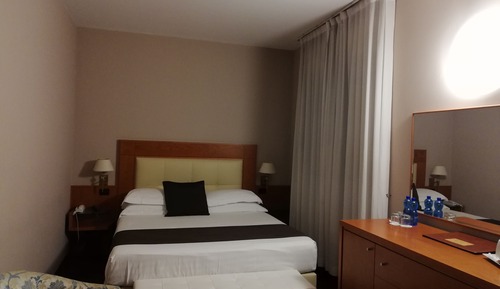 Habitación cuádruple estándar