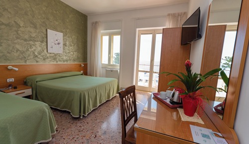 Habitación doble, vistas al mar