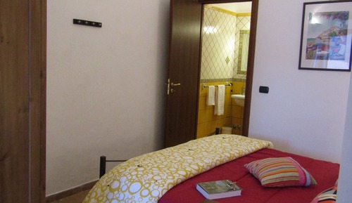 Habitación económica, 1 cama de matrimonio