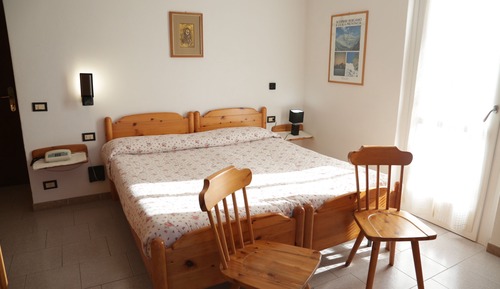 Habitación con 1 cama doble o 2 individuales