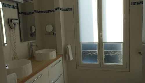 Habitación doble superior, balcón (28m²)