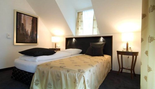 Suite (single use, Jacuzzi)