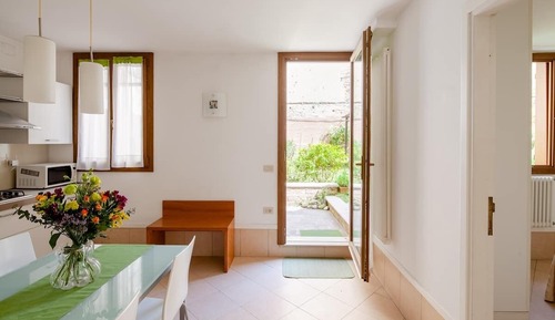 Apartamento, vistas al jardín, en la zona del jardín