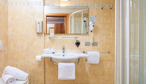 Habitación triple clásica