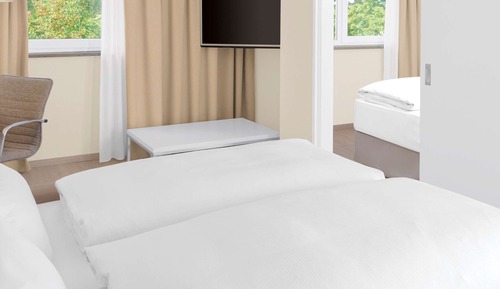 Suite (Extra Bed 2 adults + 2 children)