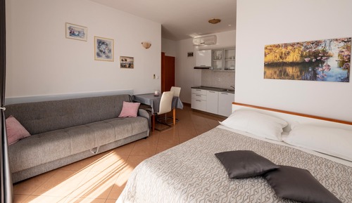 Estudio, balcón (Apartment 2+1 people)