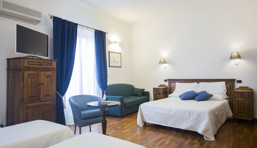 Doppia Deluxe, balcone, vista piazza