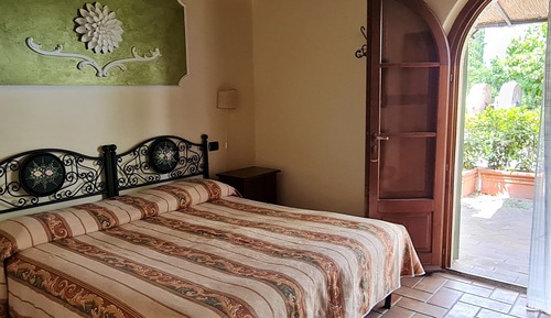 Habitación Confort doble, vistas a la colina