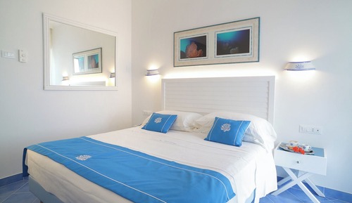 Habitación doble, vistas al mar (Marina)