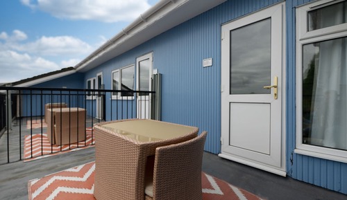 Habitación doble, balcón (Partial Loch View)