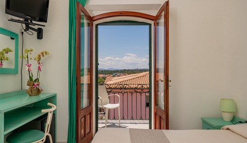 Habitación Confort, balcón