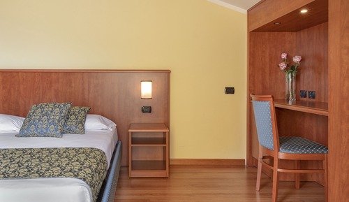 Habitación doble, balcón, en la zona del patio