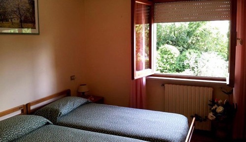 Habitación estándar con 1 cama doble o 2 individuales