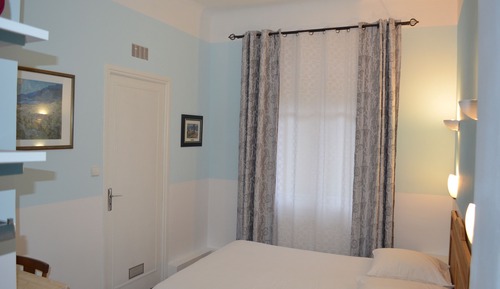 Habitación estándar doble, 1 cama doble, baño privado