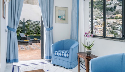 Apartamento, 2 habitaciones, balcón, vistas al mar