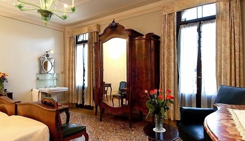 Habitación doble, baño privado