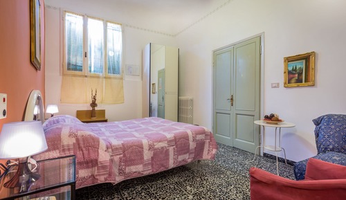 Habitación doble, baño privado