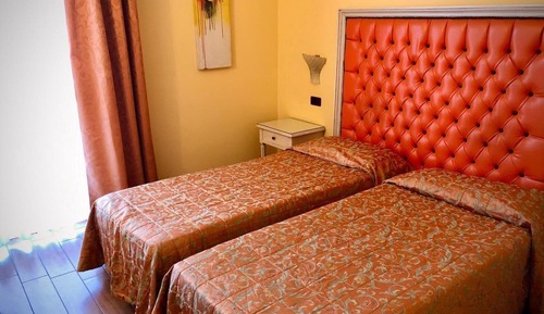 Habitación estándar con 2 camas individuales