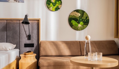 Habitación Confort doble, 1 cama de matrimonio grande con sofá cama