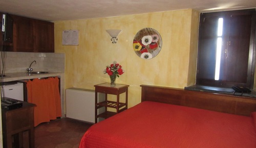 Estudio con cama individual grande A2f