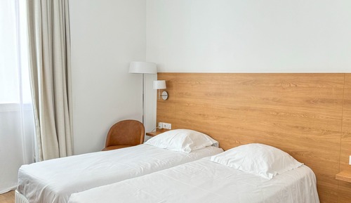 Habitación económica con 1 cama doble o 2 individuales (STVA)