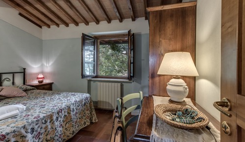 Apartamento familiar, 5 habitaciones, vistas al jardín, en la zona del jardín (10 people)