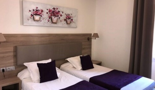 Habitación estándar con 2 camas individuales
