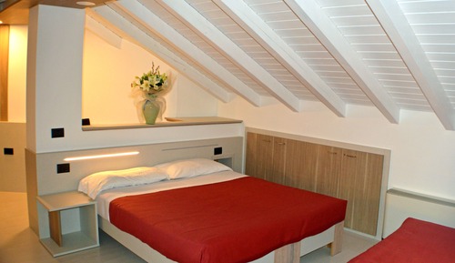 Habitación (Quintuple)