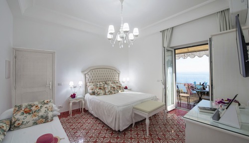 Habitación triple estándar, balcón, vistas al mar