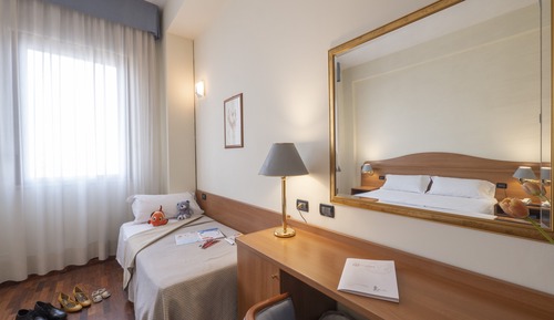 3 letti singoli/3 Single beds-Economy Room)