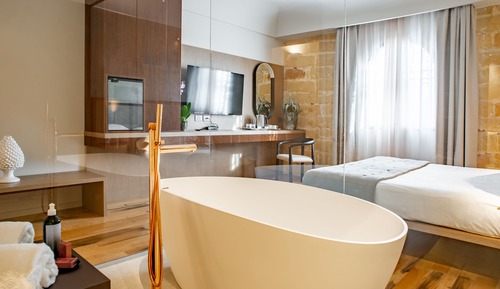 Suite estudio junior, 1 cama de matrimonio grande, bañera