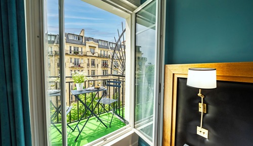 Chambre Classique - Balcon Tour Eiffel