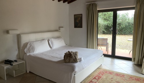 Habitación doble, en edificio anexo