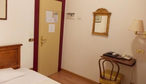 Habitación individual básica