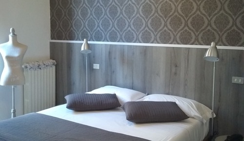 Habitación con 1 cama doble o 2 individuales (A/Condizionata)