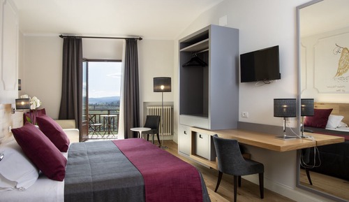 Habitación Confort con 1 cama doble o 2 individuales