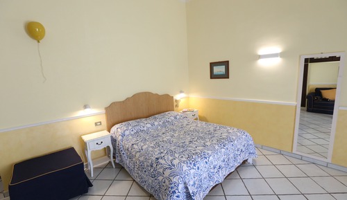 Quadruple room with kitchenette