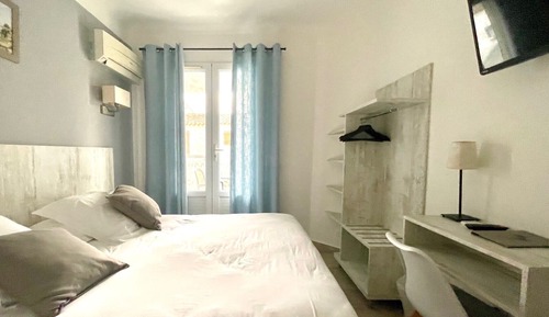 Habitación Confort doble, balcón