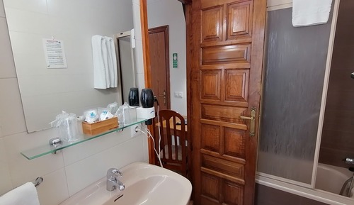 Habitación estándar con 2 camas individuales