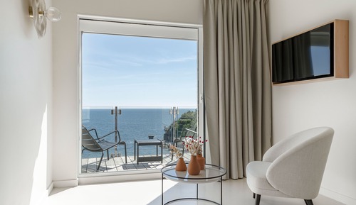 Habitación superior, balcón, vistas al mar