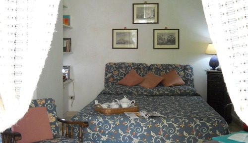 Habitación estándar con 1 cama doble o 2 individuales