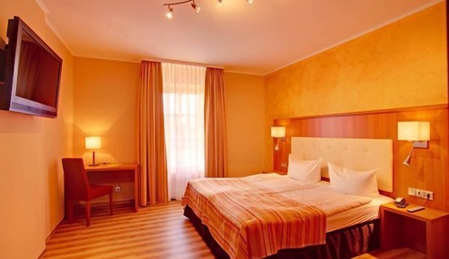 Habitación doble (view to forrest, 1.or 2.floor)