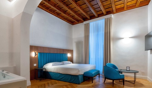Luxury Room, Hot Tub, Annex Building