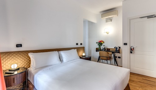 Habitación doble, en edificio anexo