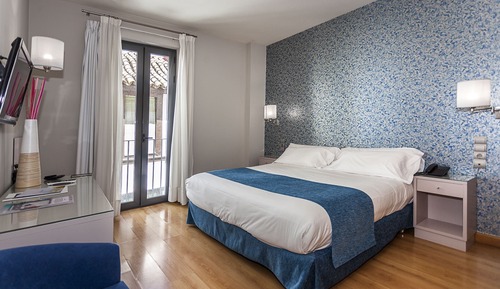 Habitación doble, balcón