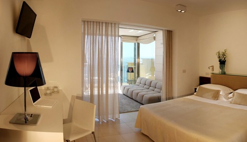 Deluxe Studio with Balcony  Sea View and Etna View (90 meters from the main building)