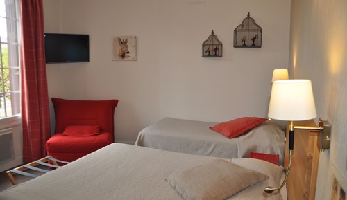 Habitación con 2 camas individuales