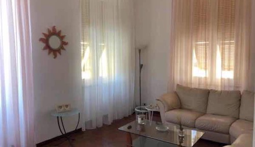 Apartamento, 3 habitaciones, balcón, vistas parciales al mar