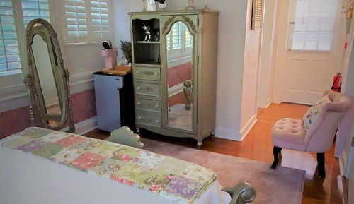 Habitación (Small Queen Outside Steep Staircase)